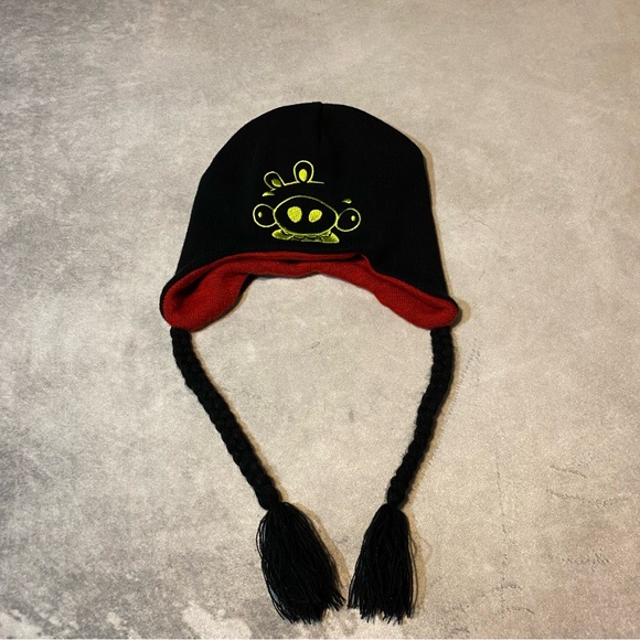Angry Birds Red Bird Reversible Pig Knit Hat 100% Acrylic Ear Cover Winter - Picture 2 of 11